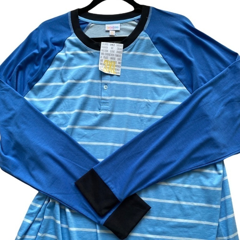 NWT LULAROE MARK UNISEX TOP.